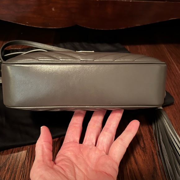 SOLD Lou Camera Bag - Picture 4 of 7